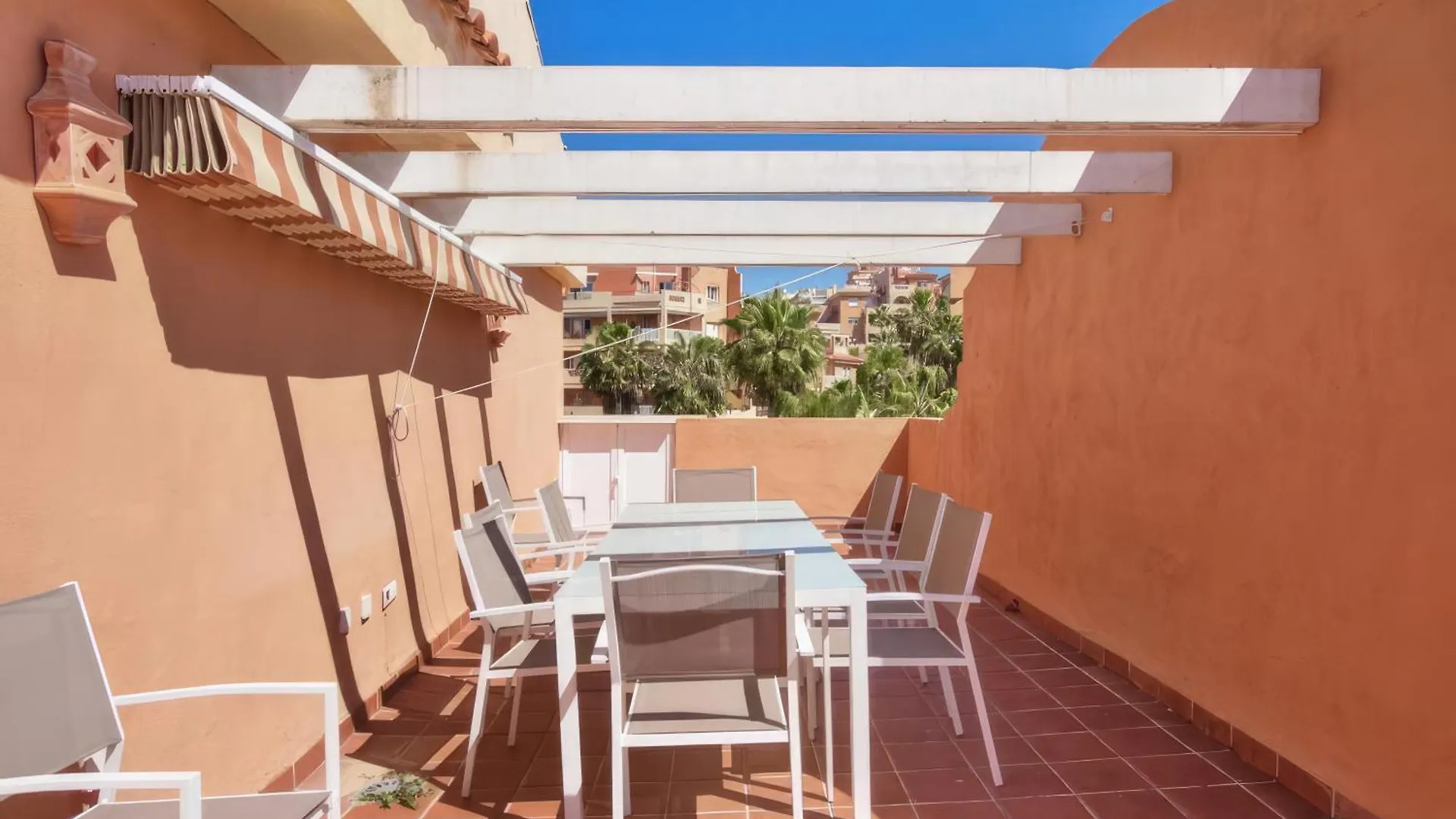 Apartamento Precioso Atico Con Vistas Al Mar Marbella