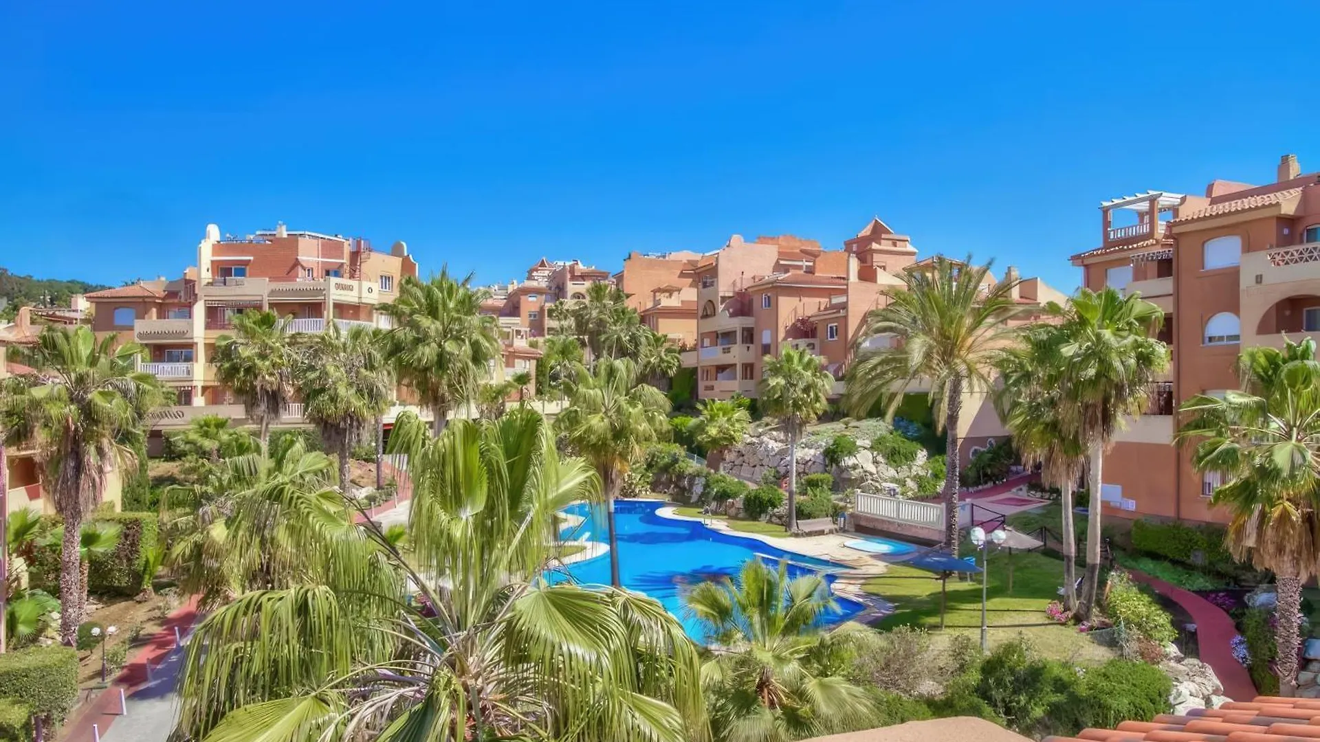 Apartamento Precioso Atico Con Vistas Al Mar Marbella